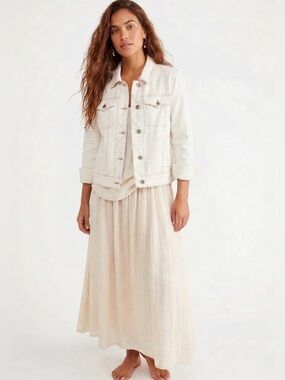 Free People White Denim Jacket - Size Medium - Boho Chic